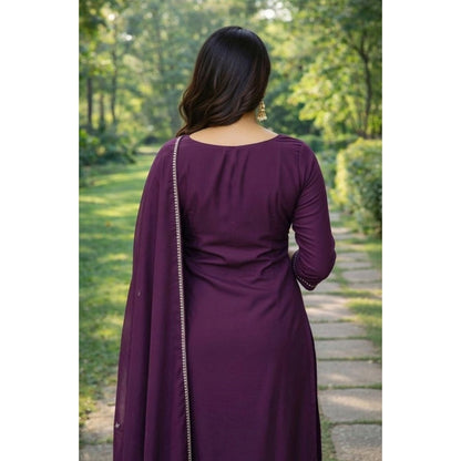 Generic Women's Georgette Ethnic Motif Round 3/4th Sleeve Kurti With Pant Dupatta Set (Magenta)